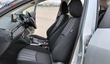 
										Mazda 2 SKYACTIV-D full									