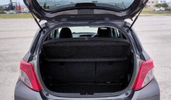 
										TOYOTA YARIS 1.3L full									
