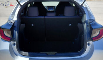 
										Toyota Yaris Hybrid full									