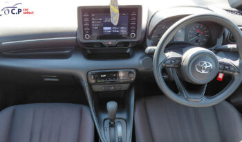
										Toyota Yaris Hybrid full									
