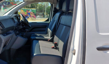 
										VAUXHALL VIVARO 2.0L full									